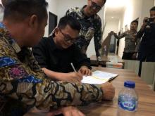 Bakal Calon Wakil Bupati Bintan, Nikolas Panama Bikin Kejutan di KPU pada Penutupan Pendaftaran Pilkada 2024