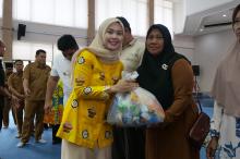 Roby Kurniawan Distribusikan 2.200 Paket Sembako ke Sembilan Kecamatan
