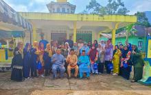 Kehangatan Maulid Nabi di Lingga, Wisatawan Malaysia Kagum dengan Tradisi Berzanji di Panggak Darat