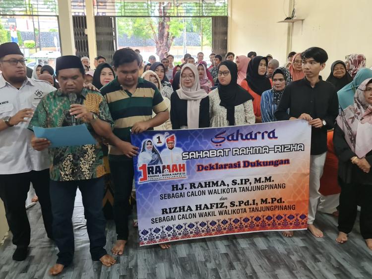 Relawan SAHARRA Deklarasikan Dukungan untuk Pasangan Rahma-Rizha Hafiz di Pilkada Tanjungpinang 2024