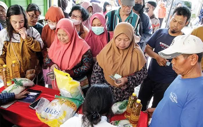 Pemkab Anambas Gelar Gerakan Pangan Murah di Letung Jelang Musim Utara
