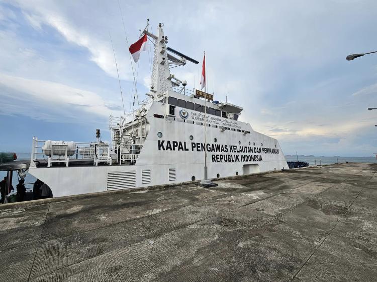 Kementerian Kelautan RI Tangkap Kapal Penghisap Pasir Ilegal Singapura di Perairan Batam: Potensi Kerugian Negara Capai Rp223 Miliar