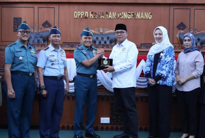 Pelantikan Pimpinan DPRD Kota Tanjungpinang Tertunda hingga 18 Oktober 2024, APBD 2025 Terancam Terhambat