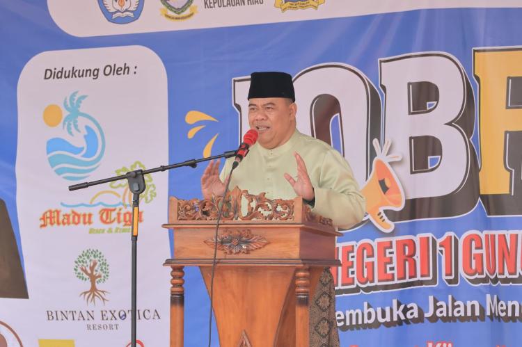 Buka Job Fair, Sekda Ronny Sampaikan Keberhasilan Penurunan Angka Pengangguran di Bintan
