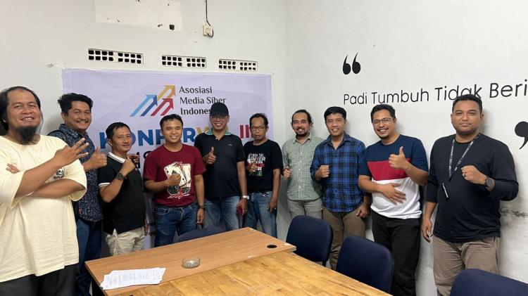 Andri El Faruqi dan Andika D Khagen Terpilih Aklamasi Pimpin AMSI Sumbar Periode 2024-2028