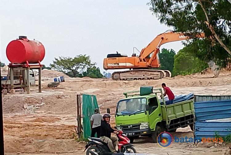 Proyek Pemotongan Bukit di Jalan Central Raya Batam Bikin Usaha Kuliner Merugi, Polusi Udara Ganggu Pelanggan