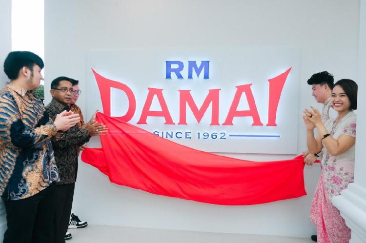 RM Damai Tanjungpinang: Restoran Legendaris dengan Konsep Modern dan Cita Rasa Minang Asli sejak 1962