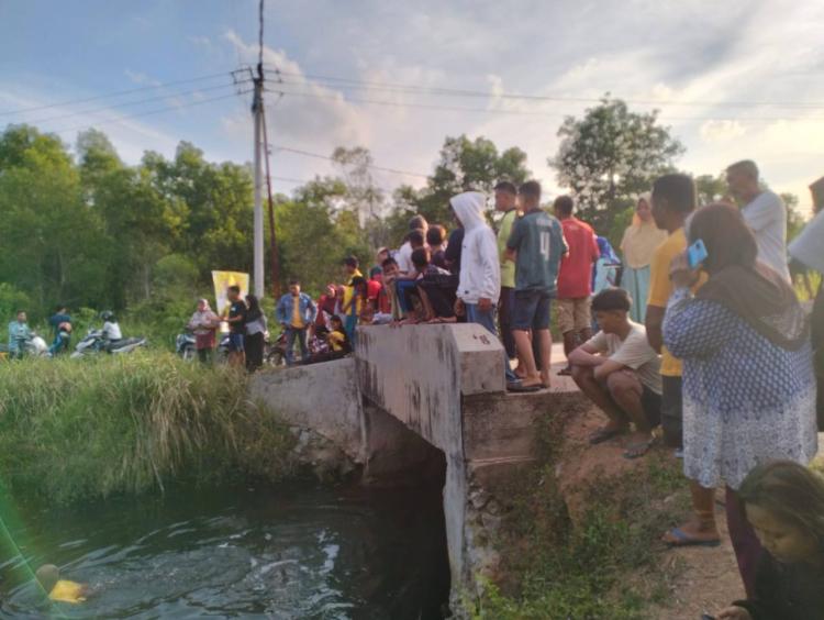 Anak 10 Tahun di Karimun Meninggal Dunia Usai Tenggelam di Parit saat Berenang