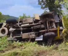 Truk Terbalik di Bukit Daeng Batam, Saksi: "Lokasi Ini Sering Terjadi Kecelakaan