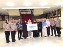 PT ASDP Batam Salurkan Beasiswa untuk Putra-Putri TNI-Polri di Kepulauan Riau