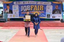 Job Fair di SMKN 1 Gunung Kijang: Pemkab Bintan Buka Peluang Kerja untuk Lulusan SMK/SMA