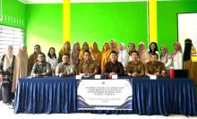 Dosen Muda UMRAH Gelar Pelatihan Pengembangan Bahan Ajar Berbasis Kemaritiman di SMAN 1 Toapaya