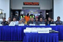 Koarmada I dan Lantamal IV Batam Gagalkan Penyelundupan 10,3 Kg Sabu dan Senjata Api