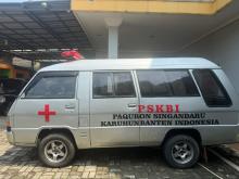 DPP PSKBI Serahkan Ambulans ke RPM Banten, Abuya Muhtadi Dimyati Terharu