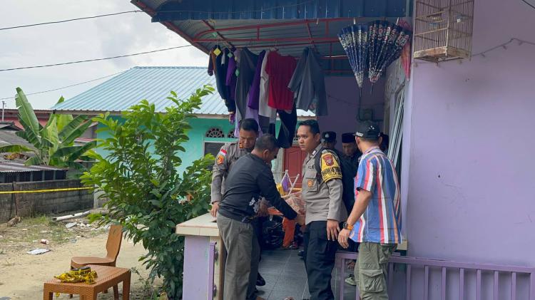 Tinggalkan Anak Berusia 5 dan 8 Tahun,  Ibu Muda di Karimun Ditemukan Gantung Diri 