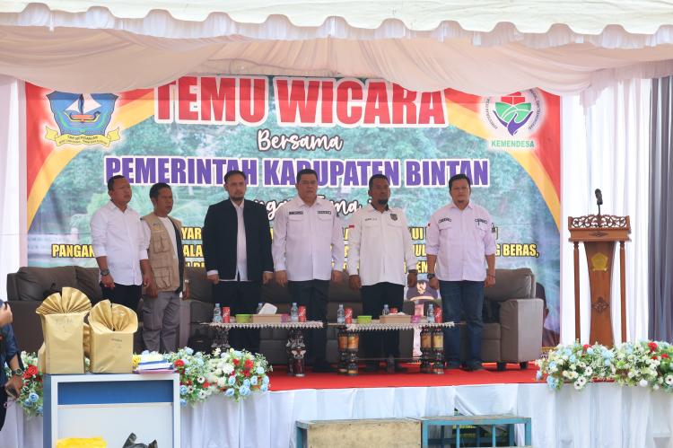 Gelar Temu Wicara di Desa Numbing, Pemkab Bintan Jaring Aspirasi Masyarakat