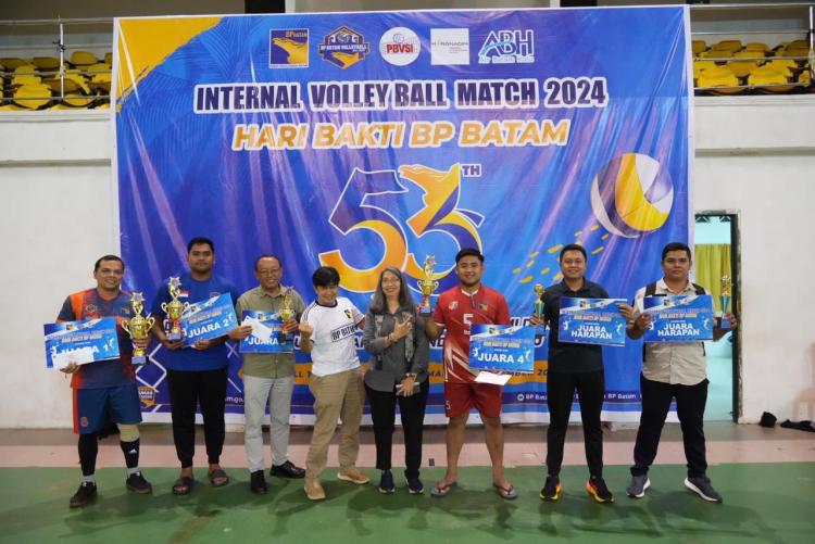 BP Batam Resmi Akhiri Internal Volley Ball Match 2024