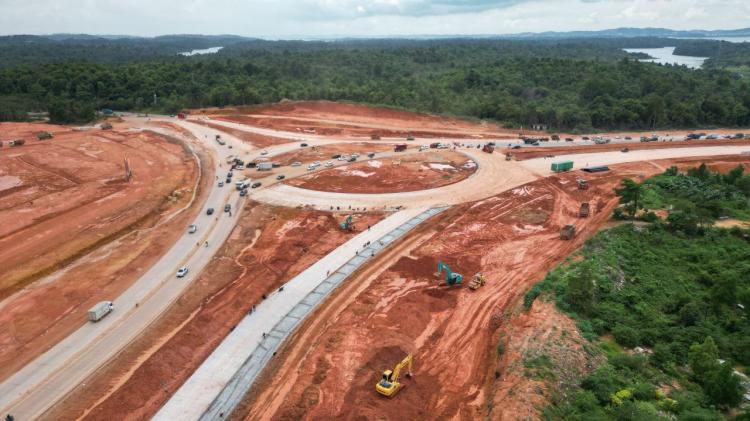 Pembangunan Bundaran Punggur Capai Progres 87%