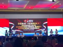 Debat Perdana Pilbup Anambas di Batam, Warga Rela Tempuh Laut China Selatan untuk Dukung Paslon
