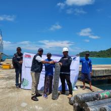 PT Cipta Persada Mulia Salurkan Bantuan CSR Ratusan Kawat Bubu Untuk Nelayan Desa Pekajang