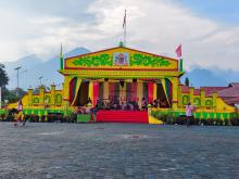 Tradisi Makan Berhidang dan Kenduri Doa Warnai Peringatan 21 Tahun Kabupaten Lingga