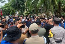 Warga Tembesi Tower Dipaksa Angkat Kaki dari Rumah Mereka