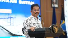 Hari Pertama Masuk Kantor Usai Cuti, Kepala BP Batam Terima Laporan dan Capaian Kinerja Triwulan IV dari Wakil Kepala BP Batam