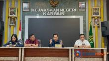 Kejari Karimun Sita Dokumen dan Barang Bukti dari DLH, Usut Dugaan Korupsi Pengadaan BBM