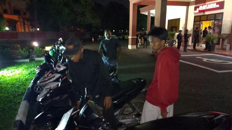 Patroli Cipkon Polsek Batam Kota: Tindak Balap Liar dan Knalpot Brong demi Keamanan Wilayah