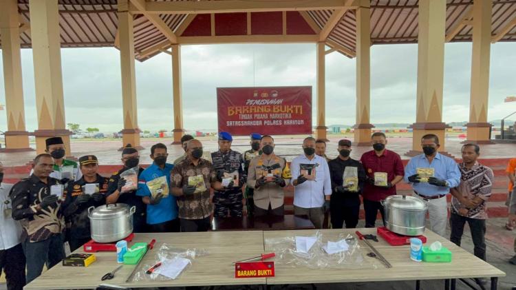 Polres Karimun Musnahkan 11,2 Kg Sabu dan 186 Butir Ekstasi, Bongkar Jaringan Narkoba Internasional