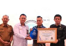 Prestasi Gemilang! Lingga Raih Peringkat 2 Penilaian Kepatuhan Pelayanan Publik 2024