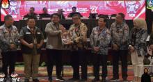 Hasil Pleno KPU Kepri: Ansar Ahmad-Nyanyang Unggul, Total Suara 450.109