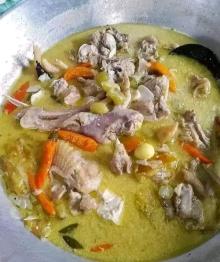 Garang Asem: Kuliner Tradisional Jawa Tengah dengan Cita Rasa Khas yang Banyak di Kepri