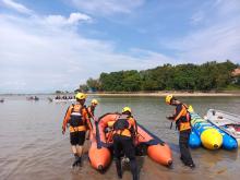 Tim SAR Gabungan Lanjutkan Pencarian Pemancing Hilang di Pantai Bahagia, Nongsa