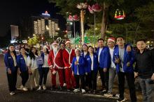 GAMKI Batam Sebarkan Sukacita Natal 2024 di Lampu Merah