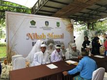 Nikah Massal `Batam Samawa 2024` Meriahkan Hari Ibu, 50 Pasangan Resmi Mengikat Janji
