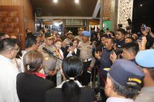 Ops Lilin Seligi 2024: Kapolda Kepri dan Forkopimda Pastikan Ibadah Natal Berjalan Kondusif