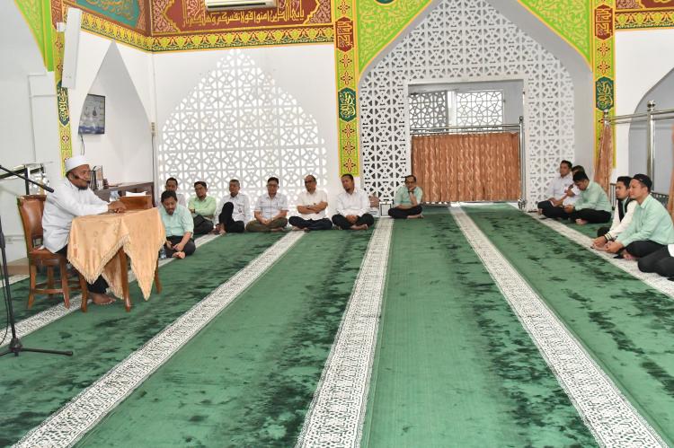 Bank Riau Kepri Syariah Gelar Muhasabah Akhir Tahun 2024 di Masjid Baiturrahim