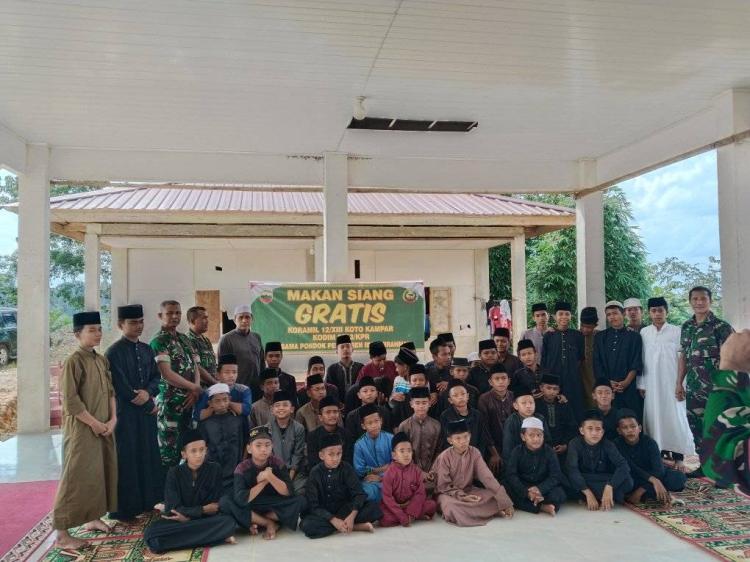 Begini Panduan Makan Gratis bagi Santriwan dan Santriwati di Pesantren: Etika Makan dan Jadwal Pembagian MBG