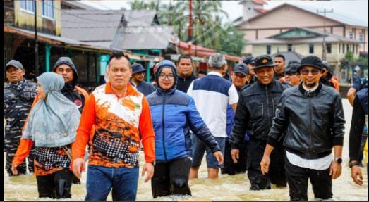 Bupati Lingga Baru Turun ke Lokasi Banjir Setelah Dapat Kritik Warga, Respons Dinilai Lambat