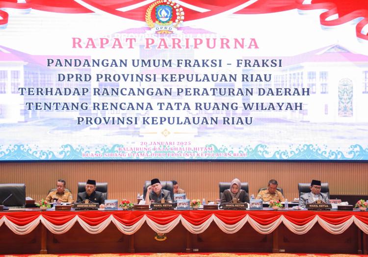 Rapat Paripurna DPRD Kepri Bahas Pandangan Umum Fraksi terhadap RTRW Provinsi