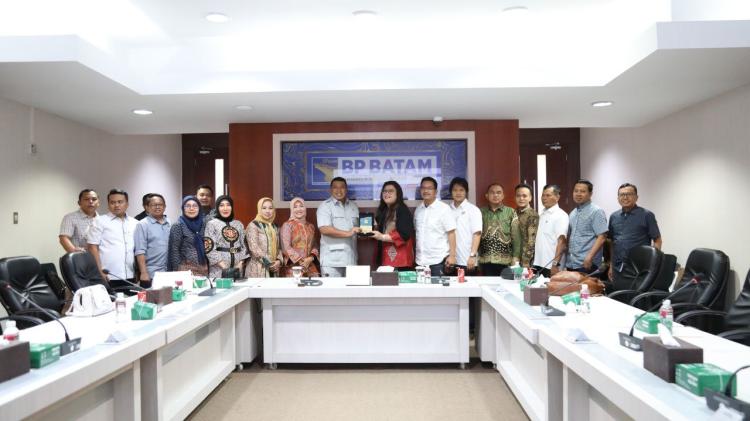 Belajar Pengelolaan Batam, DPRD Jawa Timur Sambangi BP Batam