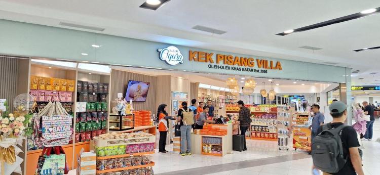Belanja Oleh-oleh Jadi Lebih Praktis! Kini Hadir di Bandara Hang Nadim, Bawa Pulang Kenangan Manis dari Batam!