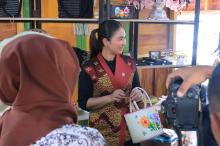 Wamenpar RI Hadiri Pesta Gonggong di Gurun Pasir Busung, Apresiasi Kuliner dan Potensi Wisata Bintan