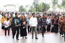Apel Perdana 2025, Wali Kota Batam Serukan Persatuan dan Kerja Keras Menuju Batam Modern