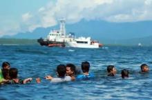 Kapal Jenis Long Boat Tenggelam di Perairan Karimun, 6 Orang Selamat dan 2 Hilang
