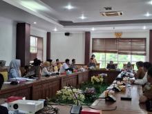 Puluhan Guru Tidak Lolos PPPK Batam Adukan Nasib ke DPRD, Sistem Seleksi Dipertanyakan