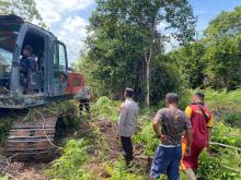 Dukung Ketahanan Pangan, Polres Lingga dan Desa Lanjut Garap 4 Hektare Lahan Tanam Jagung