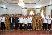 Bupati Karimun Terpilih Jalin Komunikasi dengan Petahana untuk Pemerintahan Berkelanjutan
