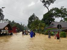 BMKG: Lingga Berpotensi Hujan dan Banjir Rob Hingga 18 Januari